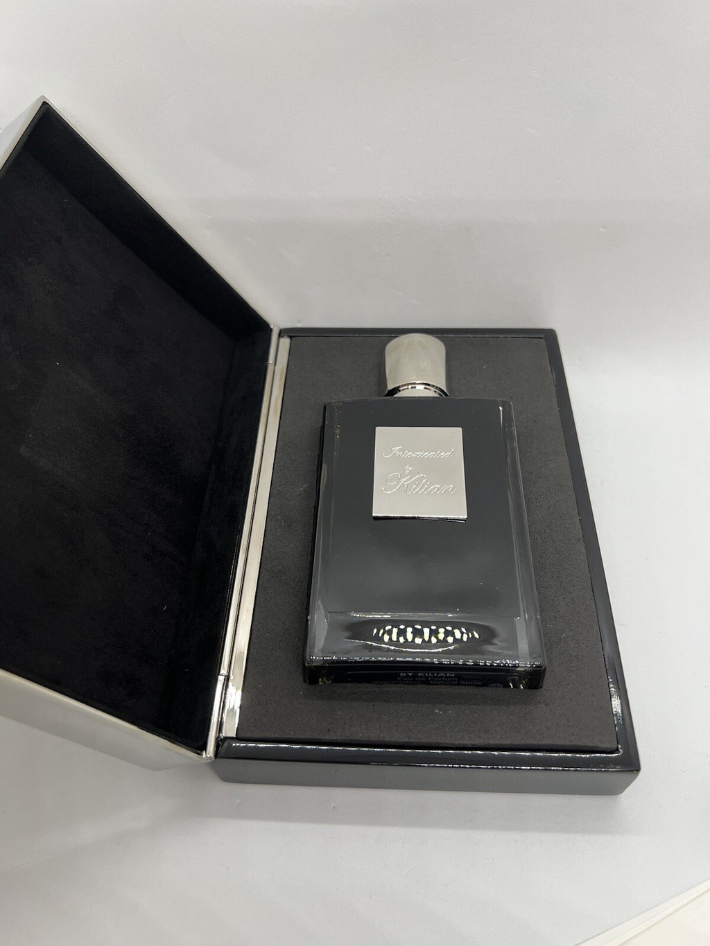 Kilian Intoxicated 50ml/1.7oz With Coffret Older Version Silver Cap See Pics1