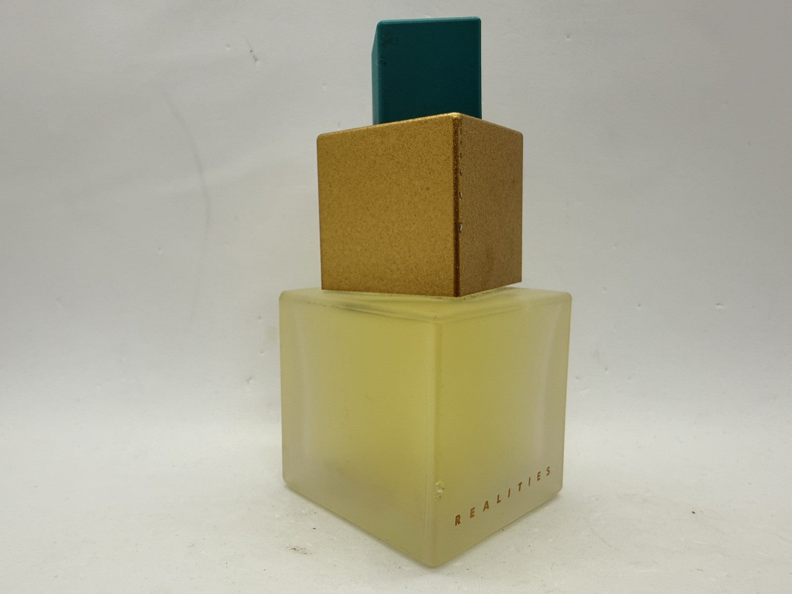 Realities edt by Liz Claiborne 50ml/1.7 Oz VINTAGE4