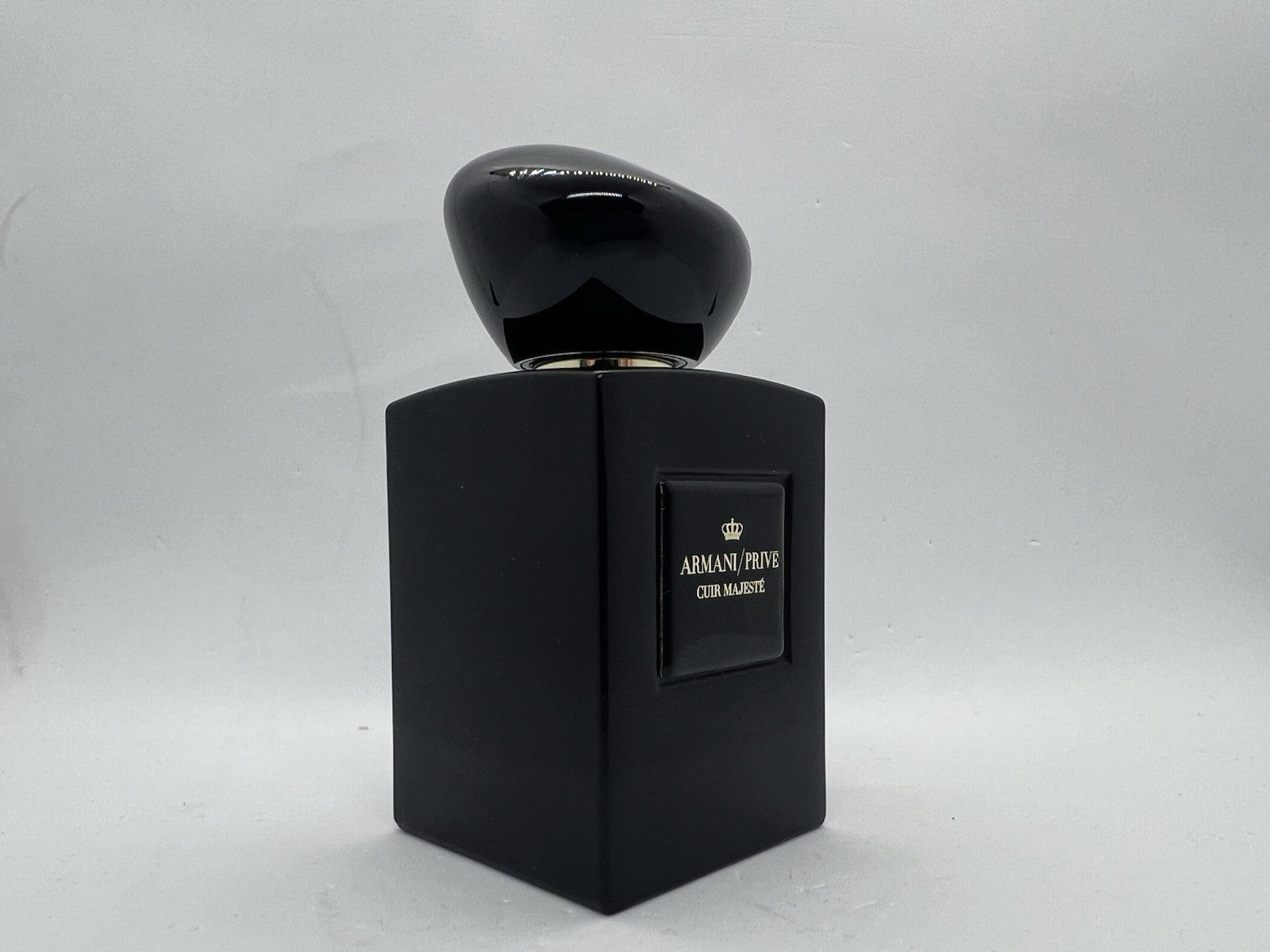 Armani/Privē Cuir Majeste edp Intense 50ml/1.7 oz  Discontinued/HTF4