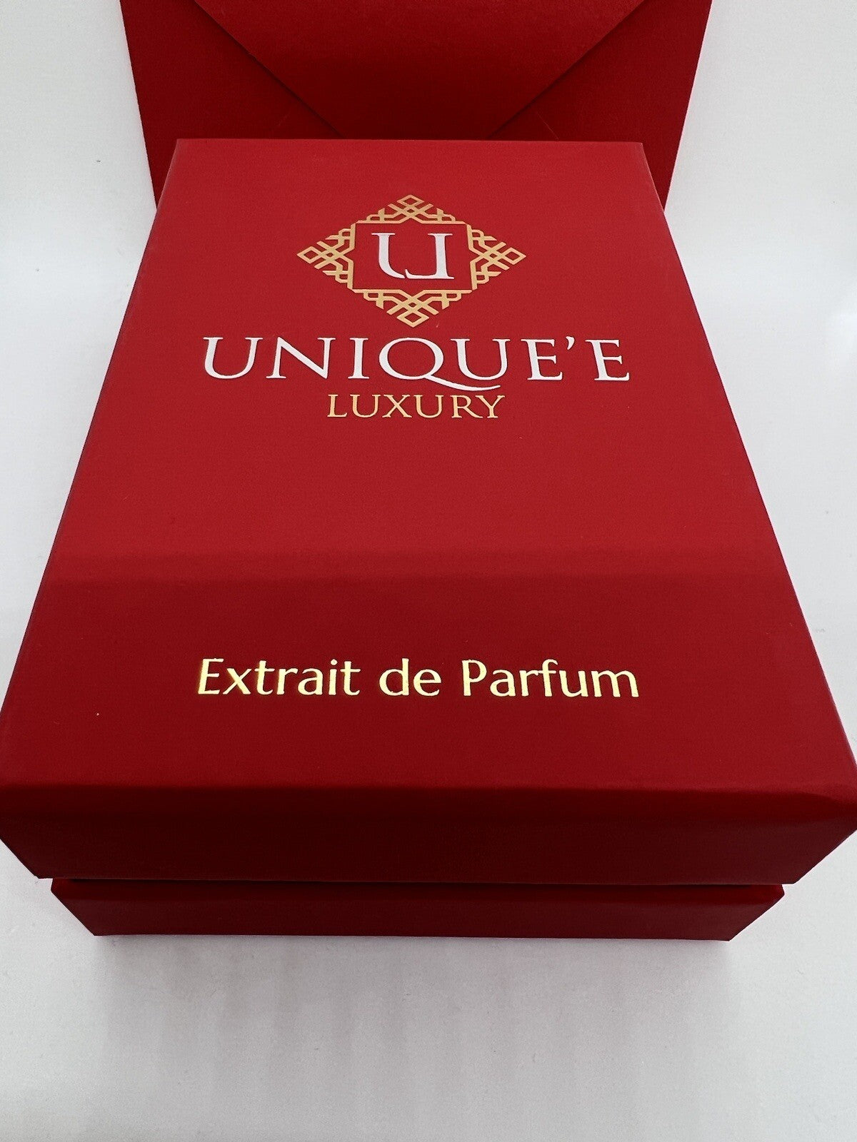 UNIQUE'E LUXURY BEVERLY HILLS EXCLUSIVE EXTRAIT DE PARFUM 100ML OPEN BOX SEE PIC4