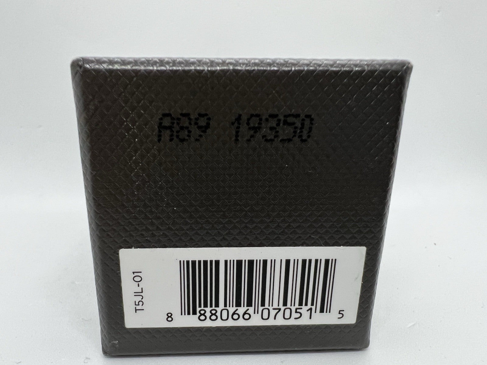 Tom Ford Oud Minerale EDP 50ml/1.7 Oz   Discontinued (See Pics)6