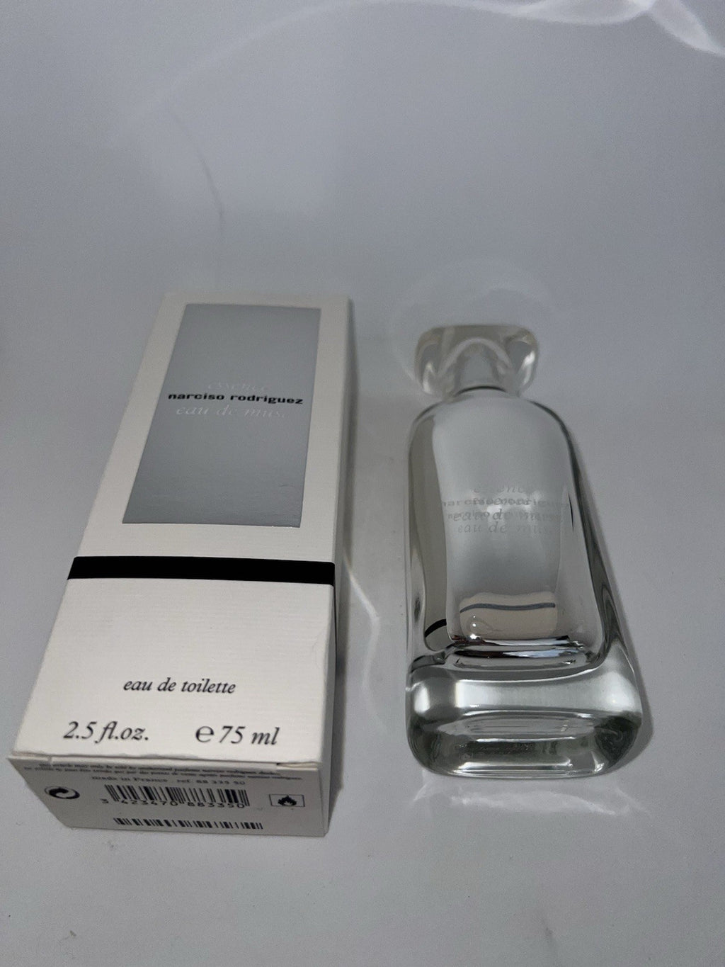 ESSENCE EAU DE MUSC Narciso Rodriguez EDT 75 ml 2.5 oz1