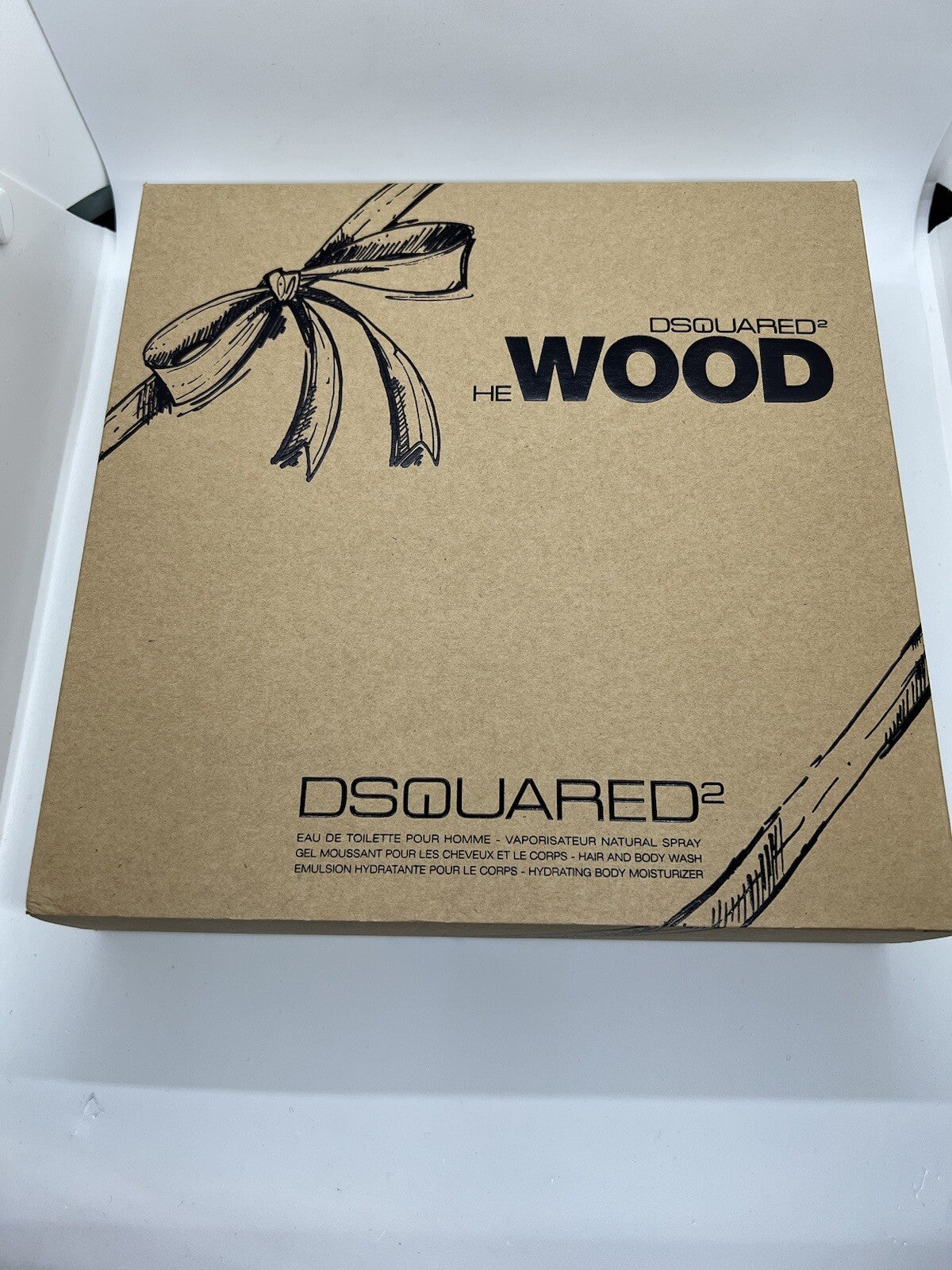 Dsquared² He Wood Gift Set  EDT 30ml + Hair/Body Wash 30ml + Moisturizer 30ml1