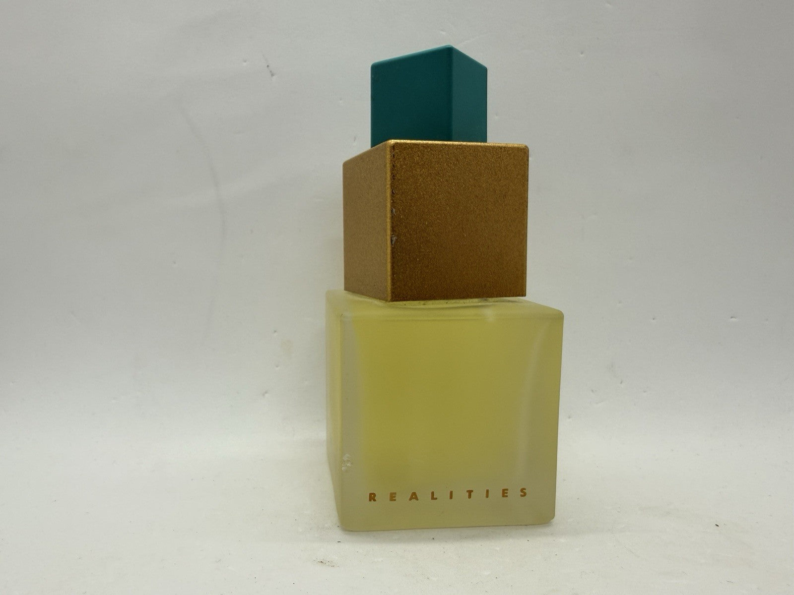 Realities edt by Liz Claiborne 50ml/1.7 Oz VINTAGE1