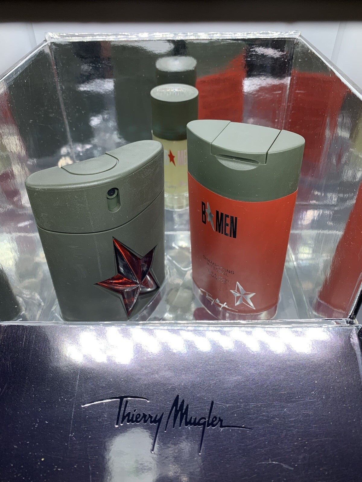 Thierry Mugler B Men Gift Set 1.7 FL OZ /50 ML EDT Spray + Deo + Body Shampoo3