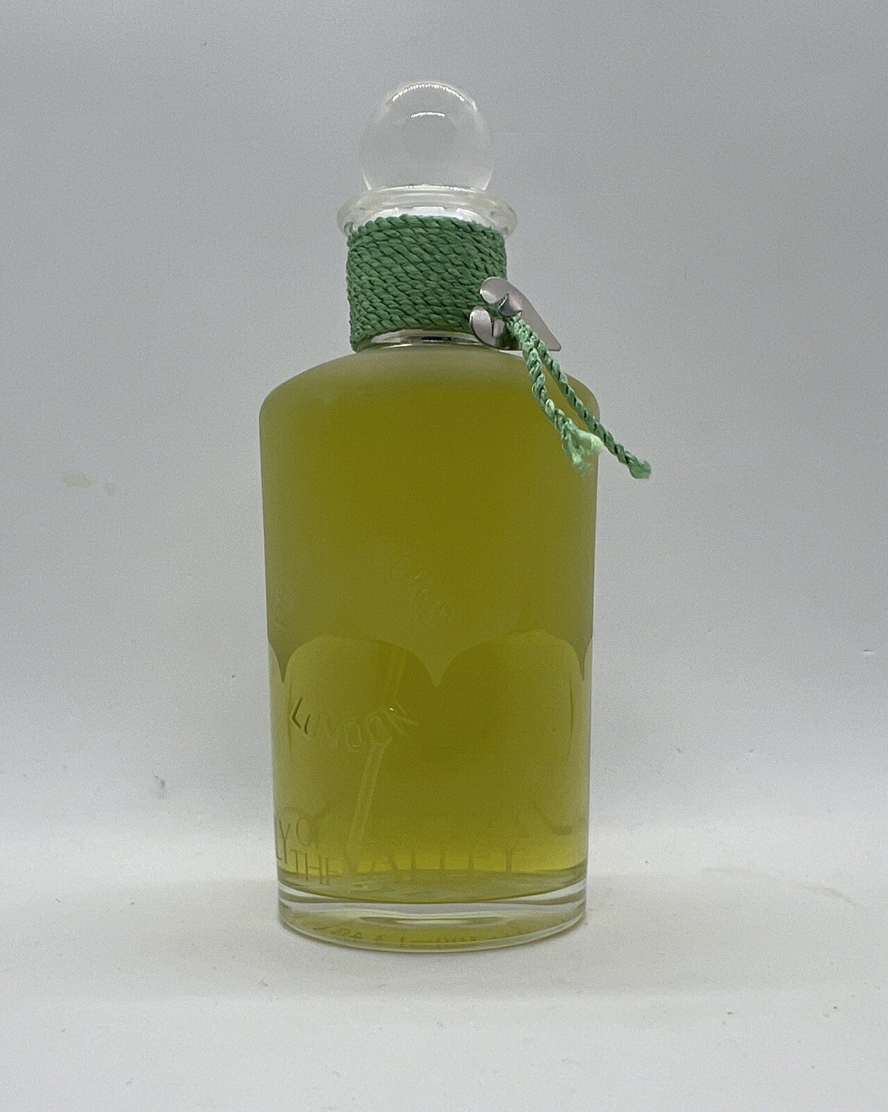 Penhaligon's Lily of the Valley Edt  3.3oz/100mL + Talcum Powder 100g (edt Open)6
