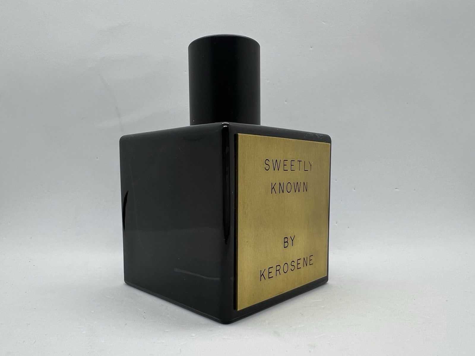 Sweetly Known edp By Kerosene 100ml/3.4 Oz2