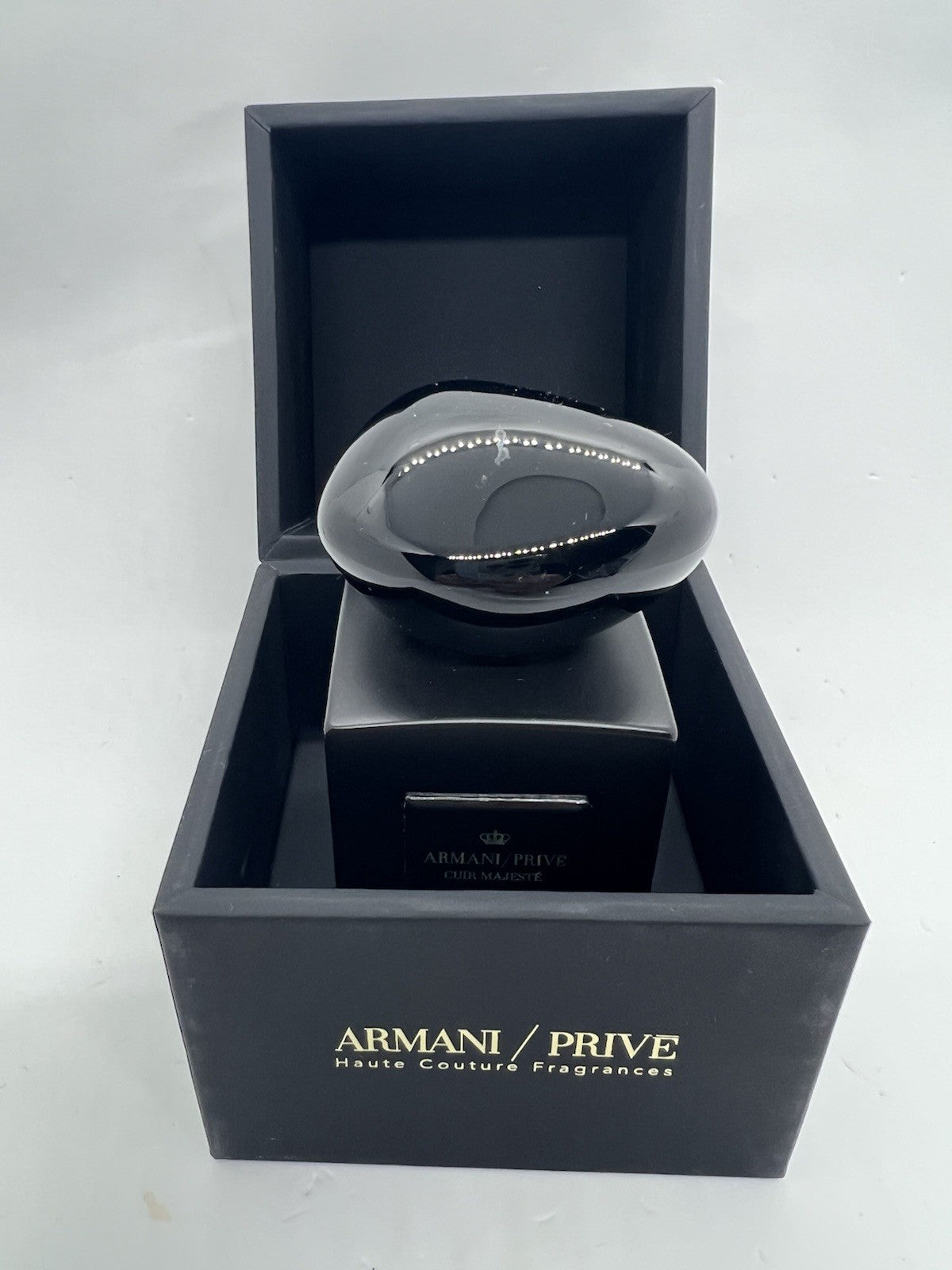 Armani/Privē Cuir Majeste edp Intense 50ml/1.7 oz  Discontinued/HTF13