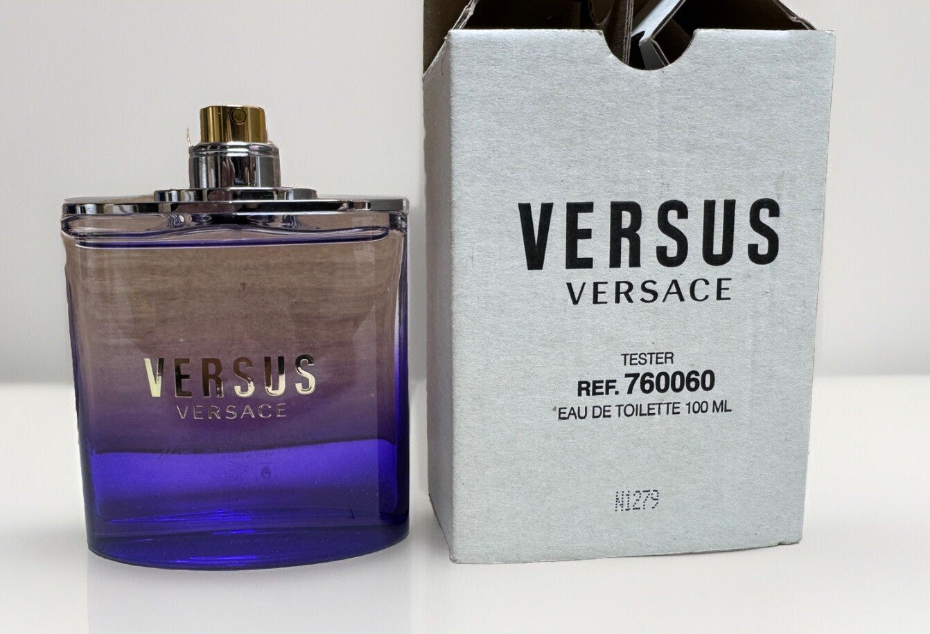 VERSACE VERSUS EDT WOMEN 100ML TESTER NO BOX NO CAP DISCONTINUED0