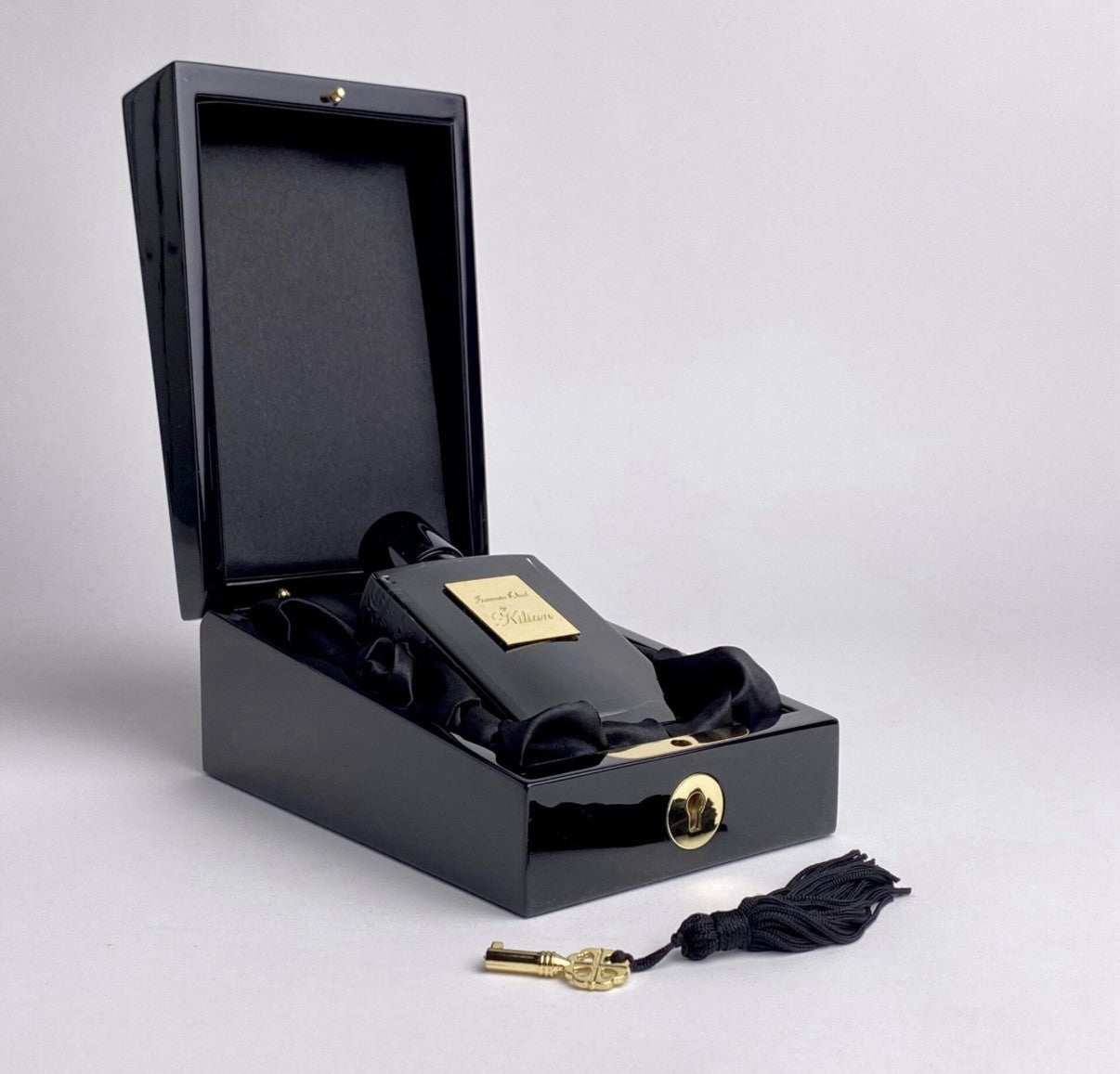 Incense Oud edp By Kilian 50ml/1.7 oz Discontinued (BNIB WITH COFFRET)1