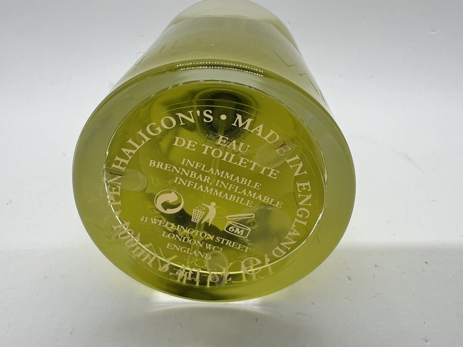 Penhaligon's Lily of the Valley Edt  3.3oz/100mL + Talcum Powder 100g (edt Open)19