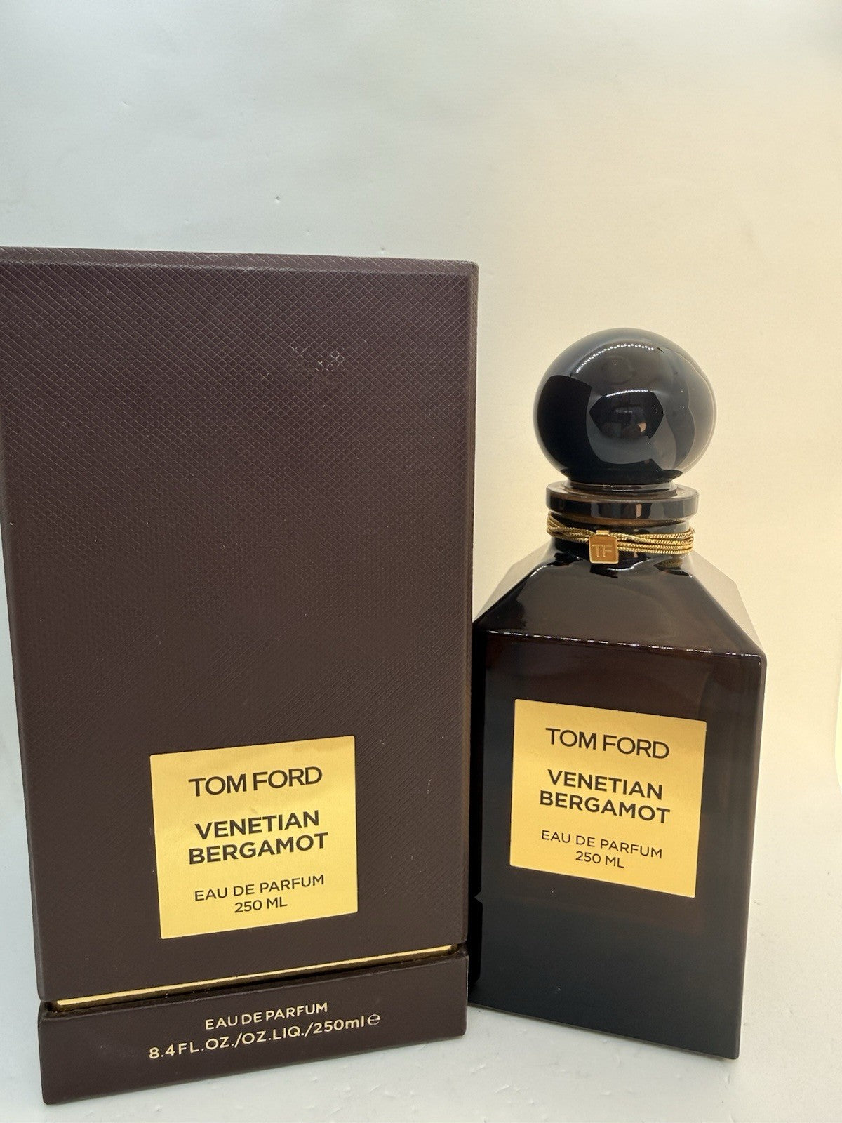 Tom Ford Venetian Bergamot  EDP 250ml/8.5 Oz  (Discontinued)0